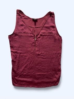 Express V-Neck Zipper Sleeveless Top in Magenta Size Medium
